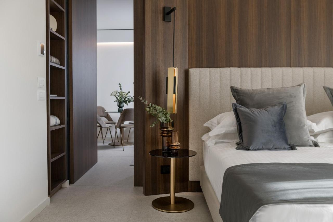 We Me Suite Hotel リッチョーネ エクステリア 写真